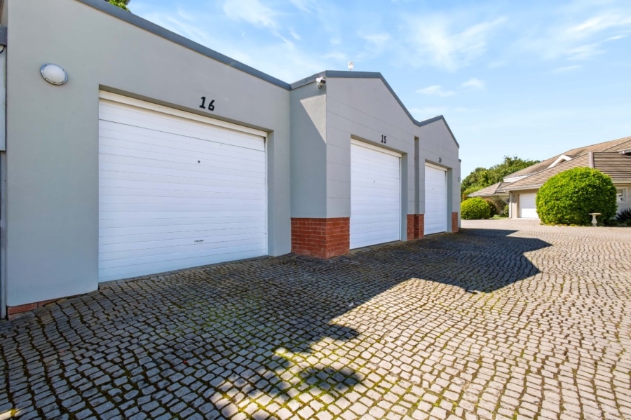  Bedroom Property for Sale in Twin Rivers Western Cape